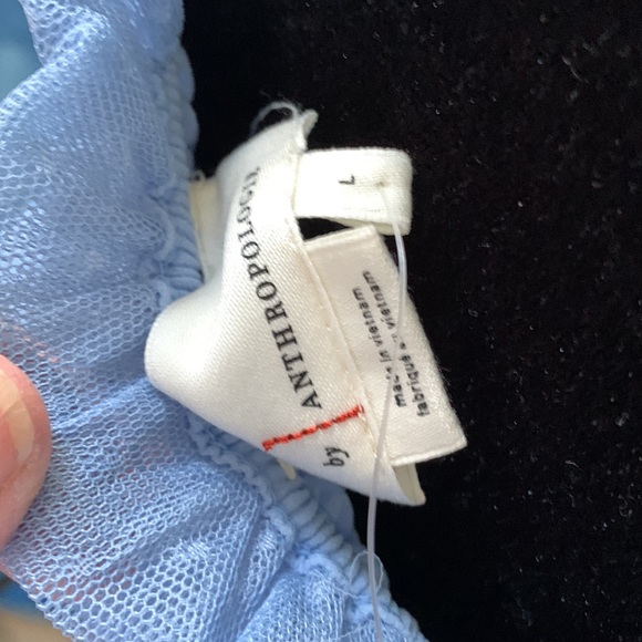 Anthropologie NWT blue top size large - Picture 3 of 5